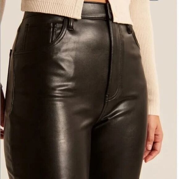 ABERCROMBIE & FITCH Ankle Straight Ultra High Rise Vegan Leather Pant 33 SHORT - Picture 2 of 7